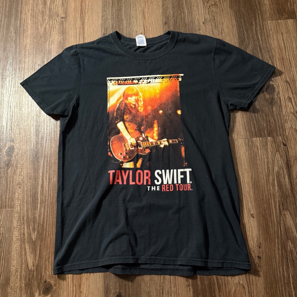 Taylor‎ Swift The Red Tour Concert T-Shirt Gildan Black Mens Medium